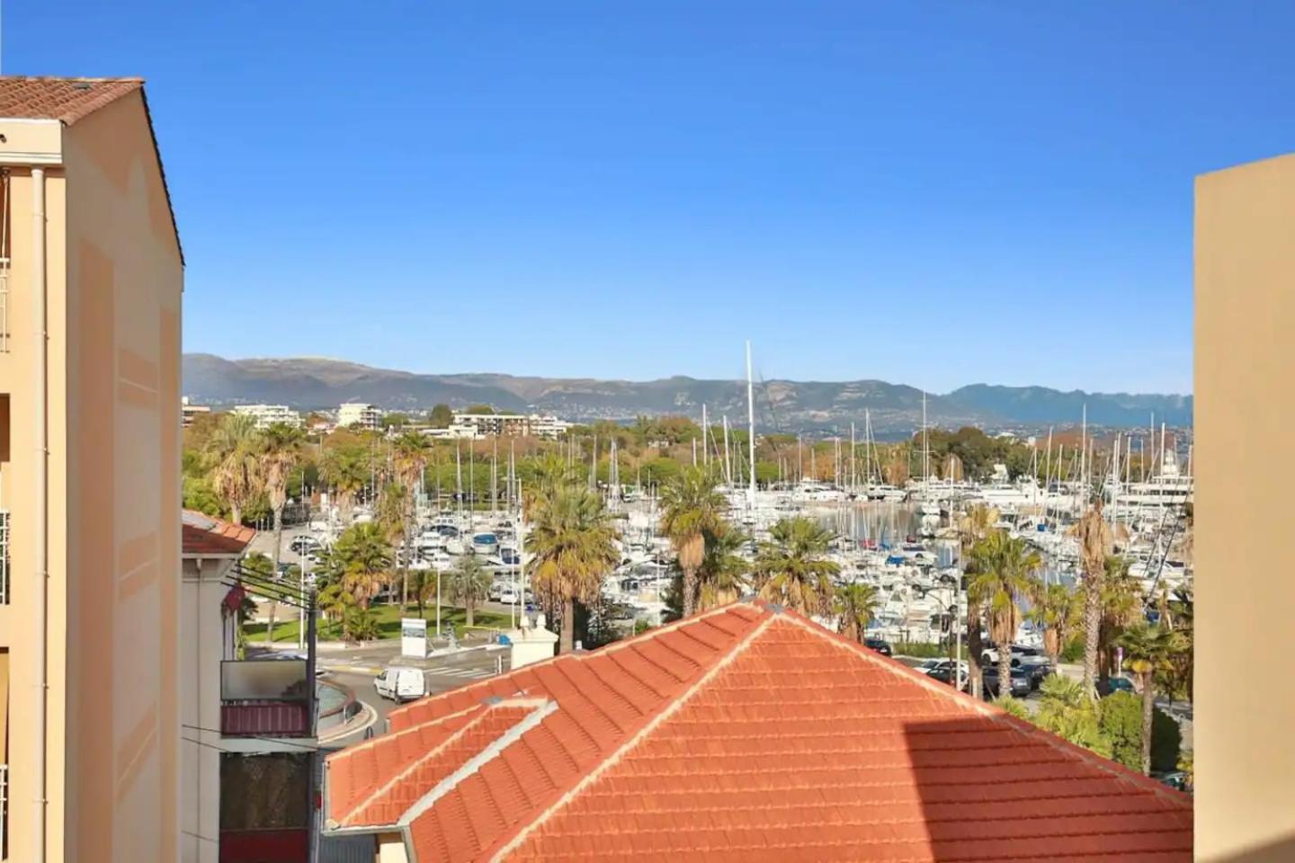 Charming Two-Bedroom Apartment With Balcony And Garage By The Marina Antibes Buitenkant foto