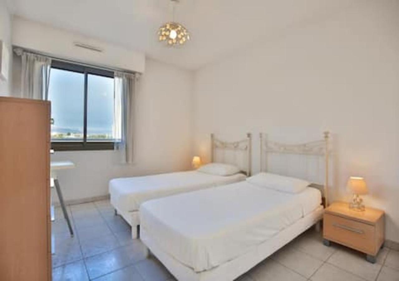 Charming Two-Bedroom Apartment With Balcony And Garage By The Marina Antibes Buitenkant foto